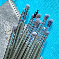 Set De 15 Brochas Mizz Profesionales Para Ojos Plateadas | Mizz Brushes